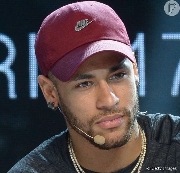 Neymar, Danilo e Alex Sandro não enfrentam Camarões