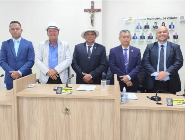No Conde, vereador Luzimar é reempossado presidente da Câmara Municipal