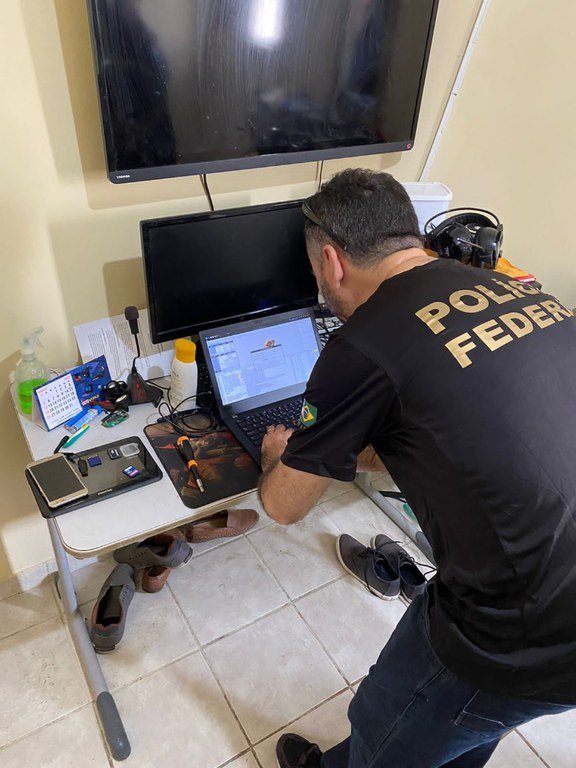 PF cumpre medida contra pornografia infantil na Paraíba