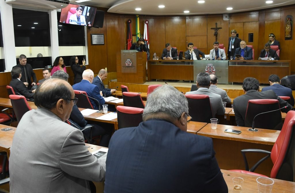 Câmara de João Pessoa aprova proibição de banheiros unissex na Capital