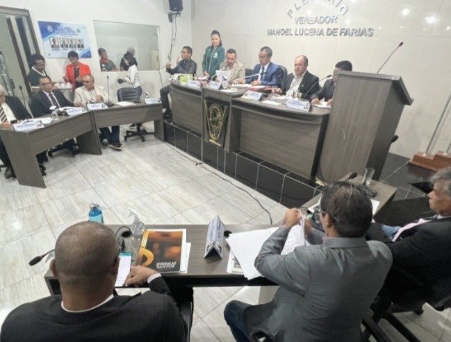 Em Alhandra, vereadores reprovam as contas do ex-prefeito Renato Mendes