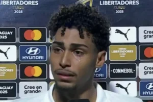 jogador do Palmeiras é vítima de racismo em competição da Conmebol