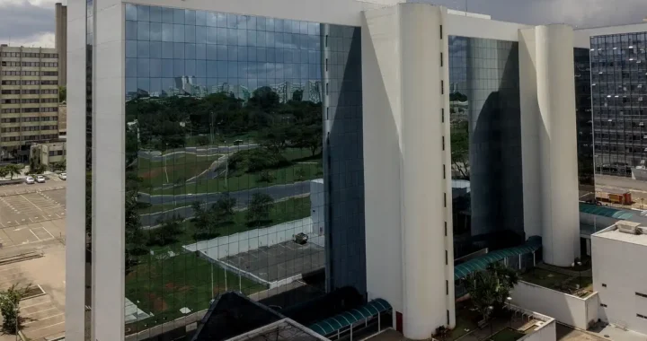 INSS estima iniciar ressarcimento de aposentados no dia 24 de julho