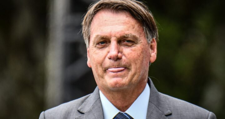 BOLSONARO NA PRISÃO – Moraes decreta prisão domiciliar de ex-presidente por descumprimento de medida cautelar