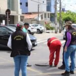 ORLA LIMPA – Estabelecimentos comerciais são notificados em fiscalização da Semam no bairro de Tambaú