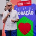 SALAS DO CORAÇÃO – Cícero Lucena entrega aparelhos de eletrocardiograma para todas as USFs de João Pessoa