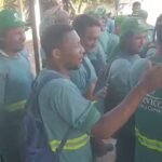 No Conde, trabalhadores de limpeza param as atividades por falta de pagamento – VEJA VÍDEO