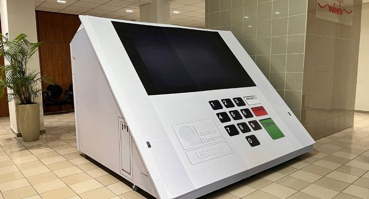 Justiça Eleitoral da Paraíba comemora 30 anos da urna eletrônica