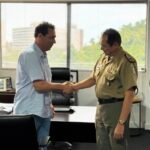 Léo Bandeira visita comandante geral da PM e fortalece a segurança pública no município de Lucena