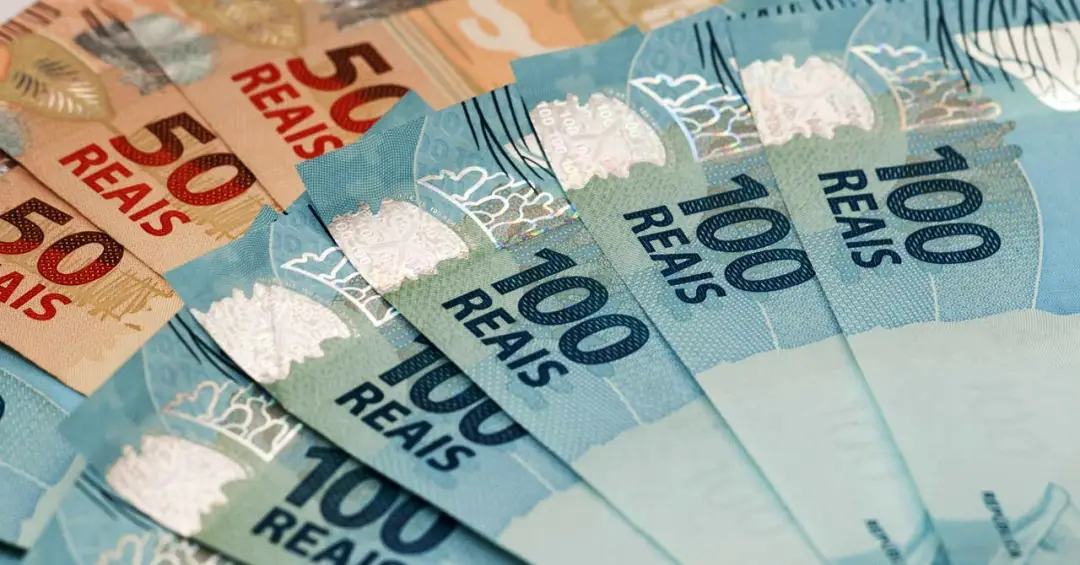 Governo projeta novo salário mínimo de R$ 1.741,00 para 2027