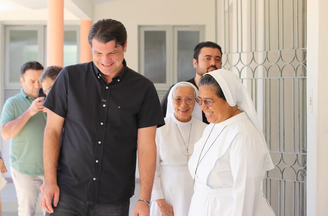 Leo Bezerra visita casas de acolhimento e projeta criação de Centros Dia para idosos em João Pessoa